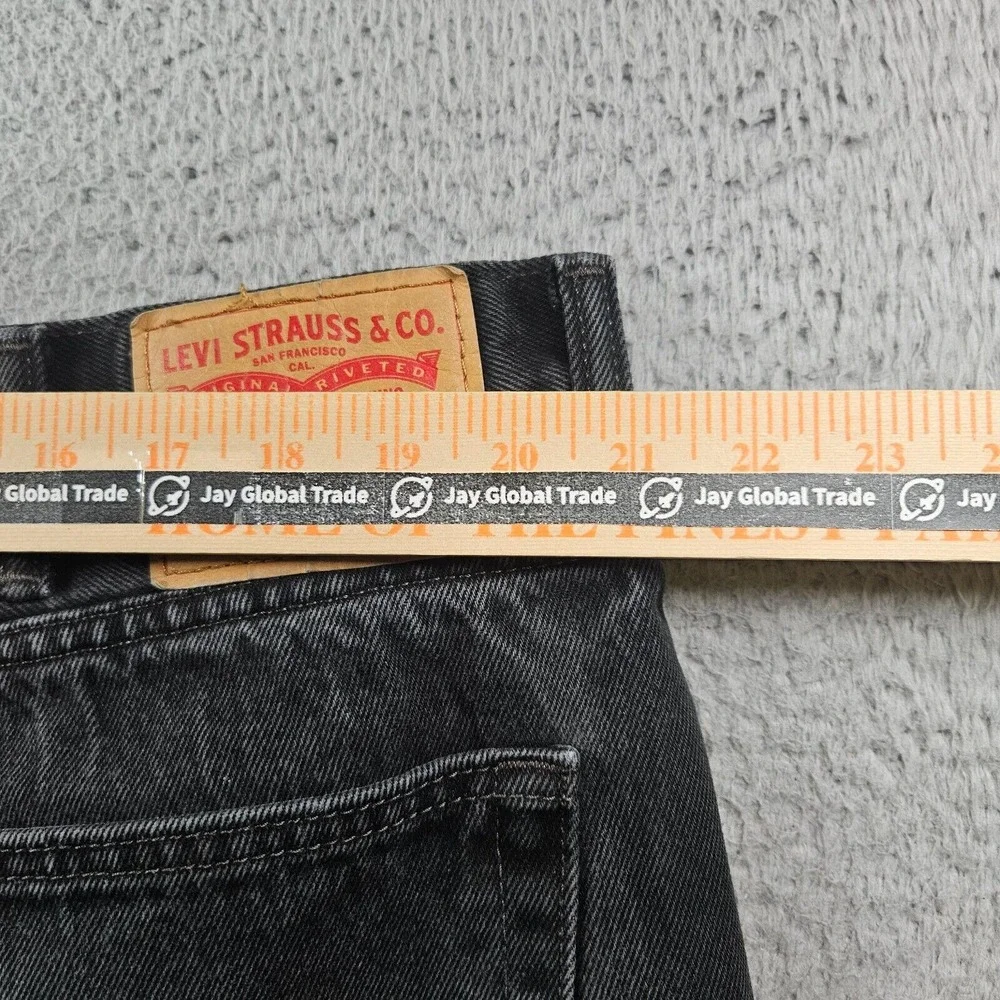 Levi's 505 Jeans Men 42 x 32 Zip Fly‎ Black